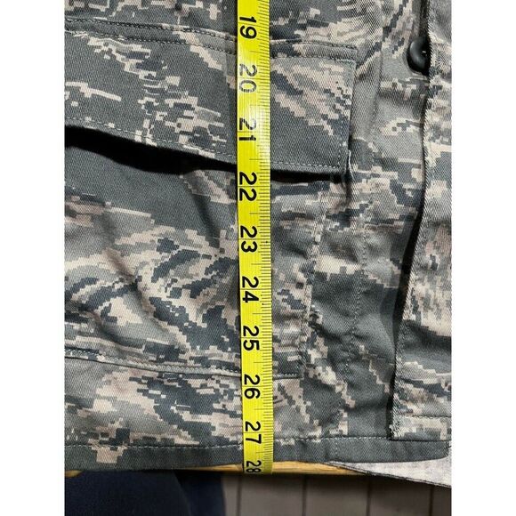 US Military Issued Shirt Mens 32 Large Digital Camo Cargo Pockets Heavy Outdoors - Picture 6 of 6
